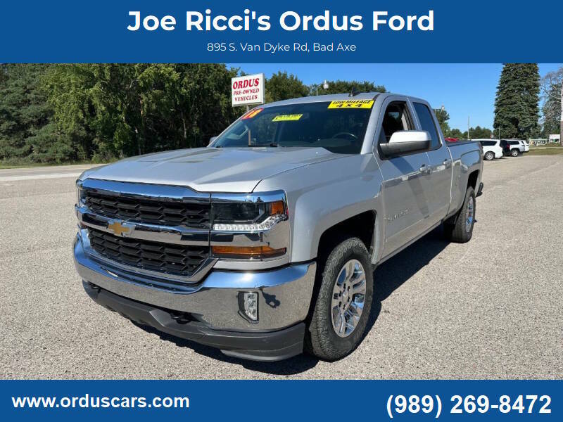 2018 Chevrolet Silverado 1500 LT 4x4 4dr Double Cab 6.5 ft. SB in Silver — front three-quarter view